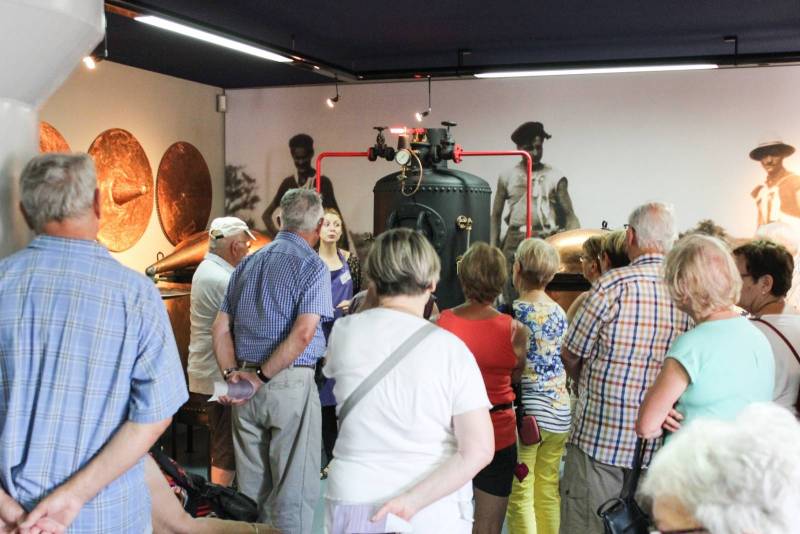 Pourquoi organiser un voyage de groupe dans le Luberon en Provence ?